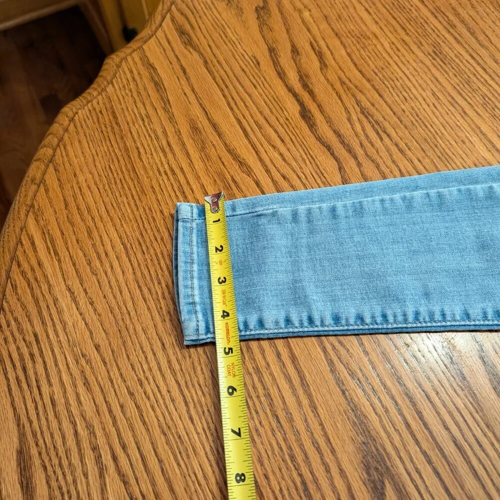 Levi's Distressed, Junior size 2, Stonewash blue, skinny Jeans, 27 x 30